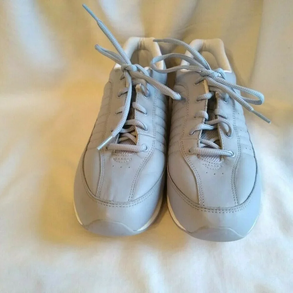 Easy Spirit Casual Comfort‎ Walking Shoe Sneaker
